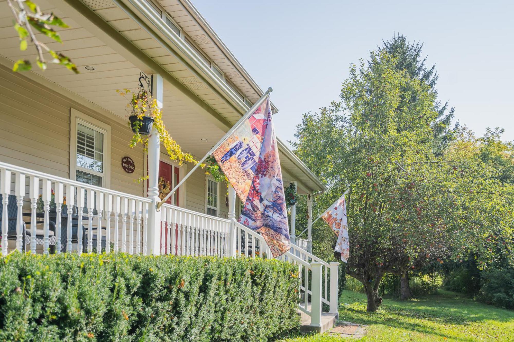 Old Town Country Landing Niagara-on-the-Lake Exterior foto